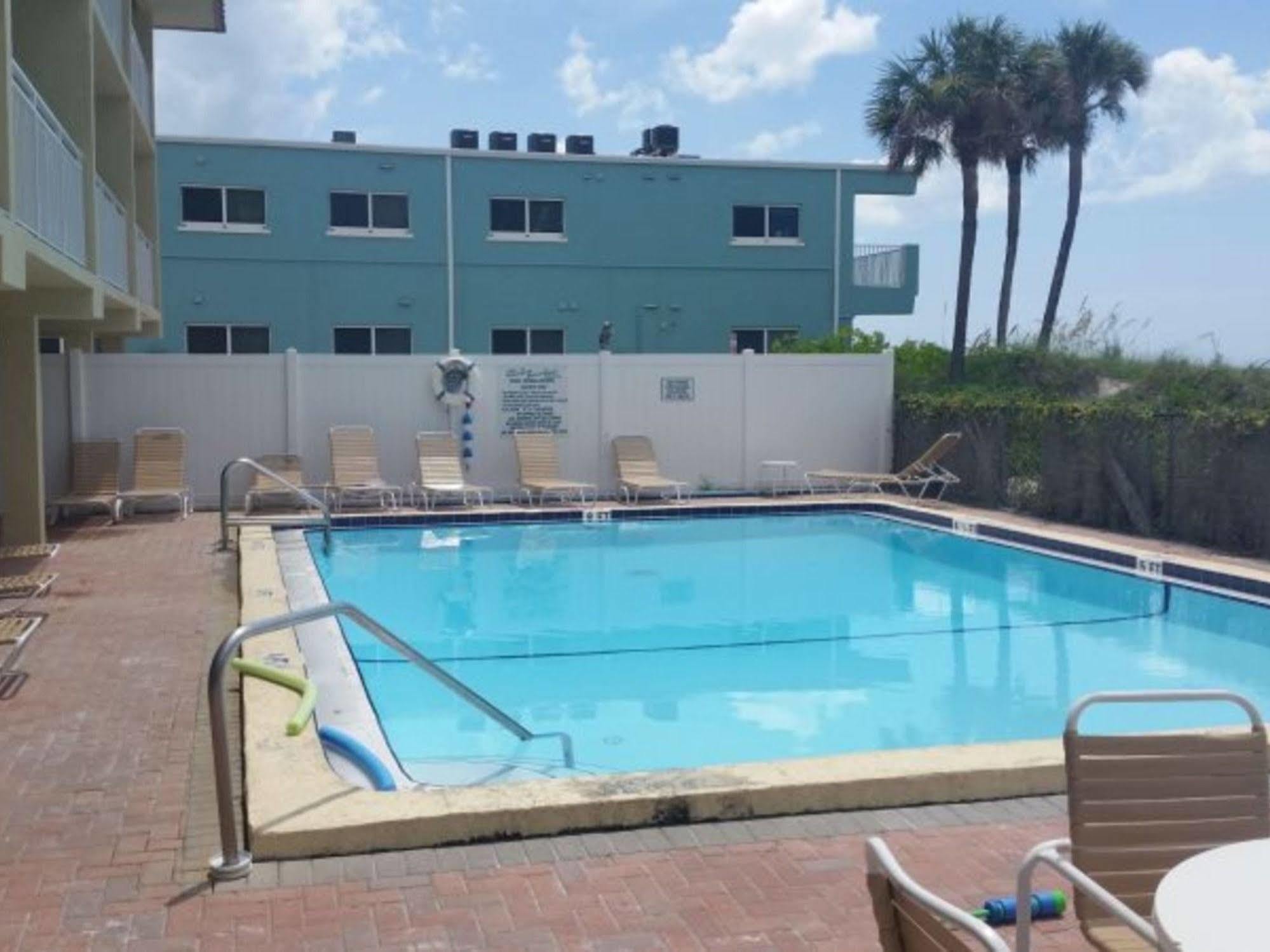 Club Bamboo South - Bradenton Beach Exteriör bild